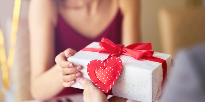 Strong consumer spending expected for Valentine’s Day