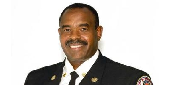 Long-time fire chief to step down in Riverside
