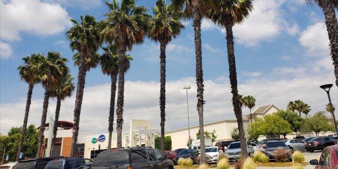 Moreno Valley Mall to reopen